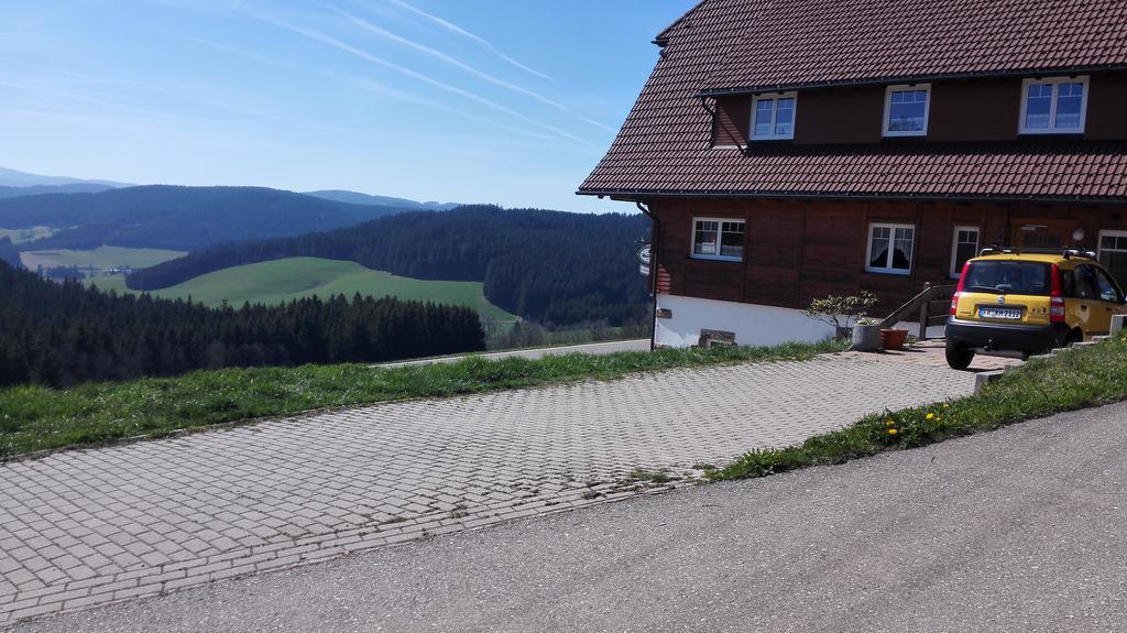 Pension Forsthaus Taele - Das Gaestehaus Vom Schwarzwaldgasthaus Salenhof Titisee-Neustadt Buitenkant foto